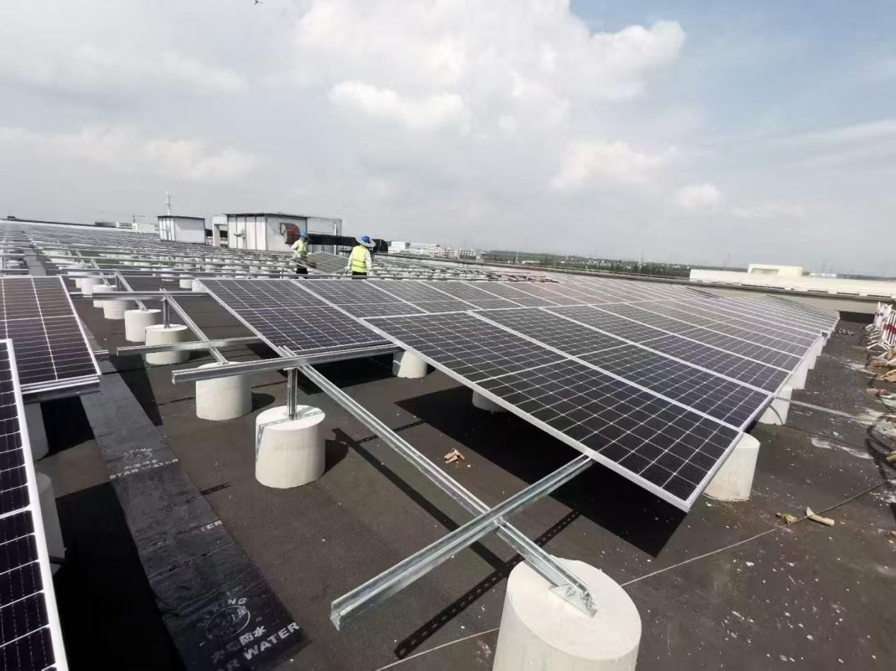 Industrial and commercial roof